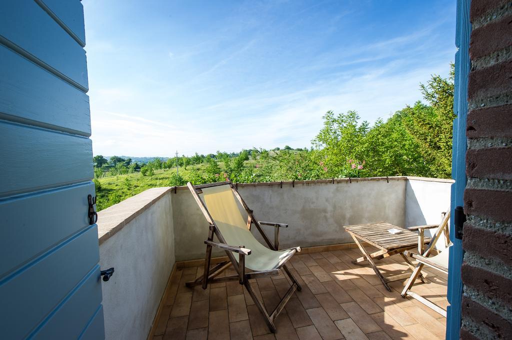 Agriturismo La Corte Del Lupo Ночера-Умбра Екстер'єр фото