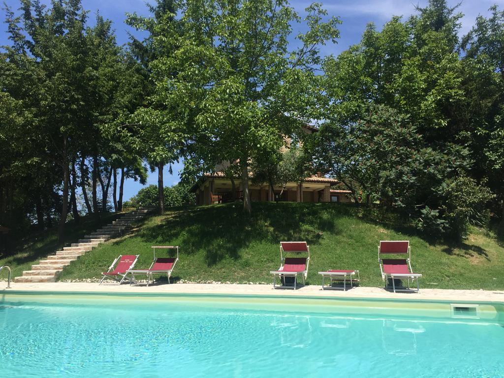 Agriturismo La Corte Del Lupo Ночера-Умбра Екстер'єр фото